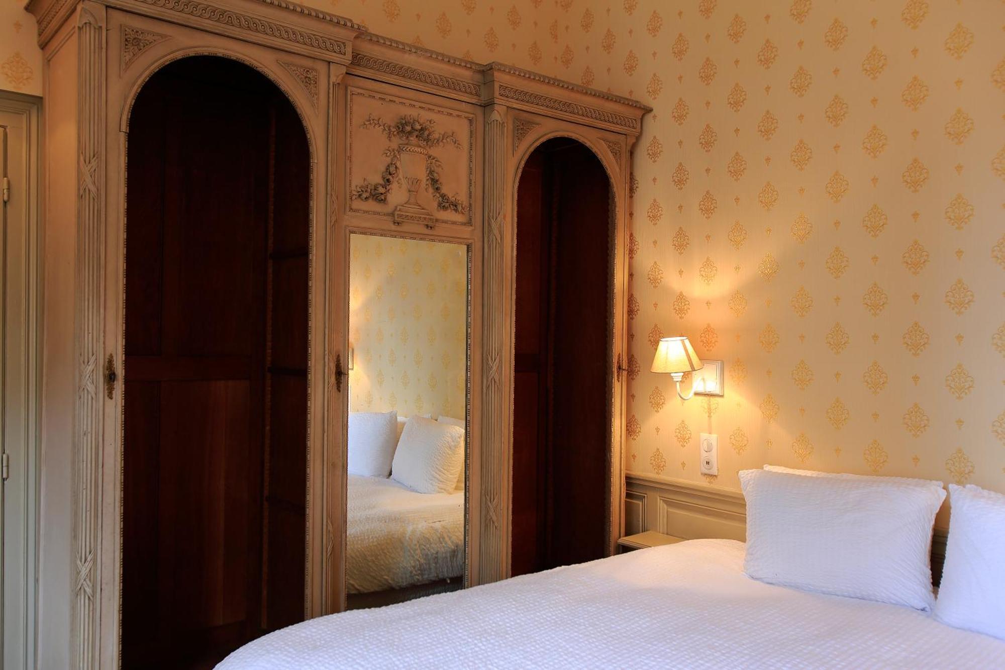 Hotel Saint Georges Troyes Room photo